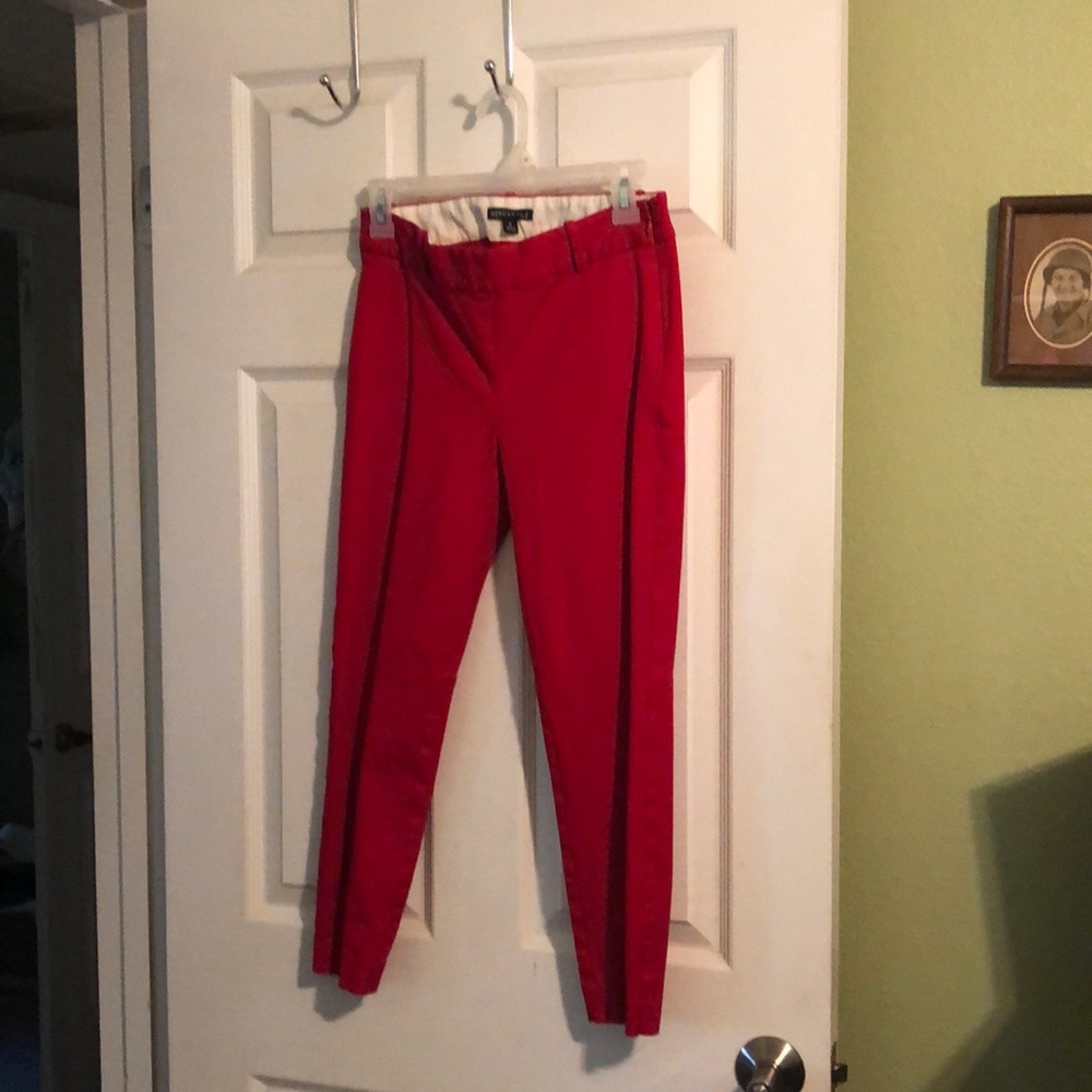 JCrew Factory mercantile stretch city fit size 2. Red